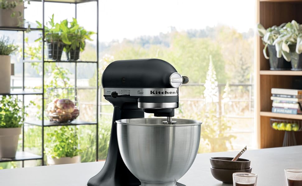 Кухонный комбайн 4.3 л, 275 Вт, 10 скоростей, черный Classic 5K45SSEBM KitchenAid